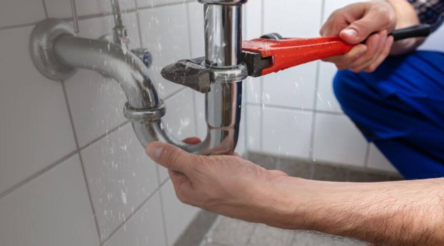 Leak Detection Services in Smithville, IN